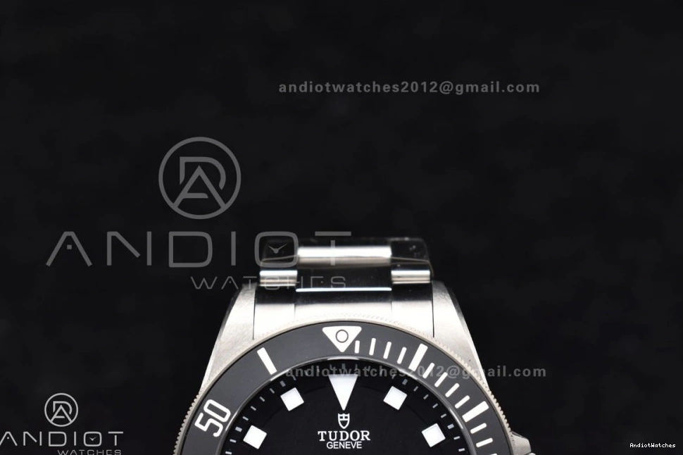 1:1 525 Best Edition SportInspired ZF V A2824 Pelagos Titanium Bracelet On Black 0321